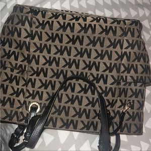 MK Purse bag